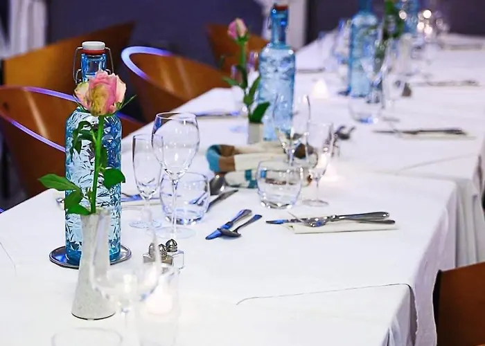 Hotell Chateau D'arance Restaurant Espace Bien-etre 3*