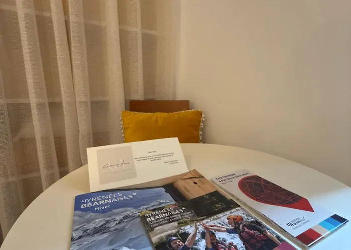 Chateau D'arance Restaurant Espace Bien-etre Hotell Cette-Eygun